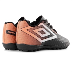 Kit Chuteira Society Infantil Umbro Warskin Jr + Caneleira - Foto 5