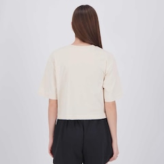 Camiseta Cropped New Balance Reimagined Feminino - Foto 4