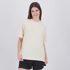 Camisa New Balance Small Logo Oversized Feminina - Foto 1