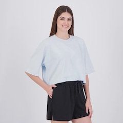 Camiseta Cropped New Balance Small Logo Oversized Feminino - Foto 2