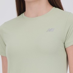 Camisa New Balance Sport Essentials Feminina - Foto 5