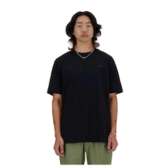 Camiseta New Balance Loose Fit Small Logo Masculina - Foto 1