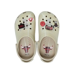 Sandália Adulto Crocs NBA Bulls Elevated Classic Clog Multi - Foto 5