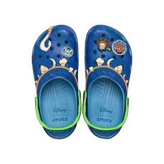 Sandália Adulto Crocs Disney Maui Classic Clog Multi - Foto 5