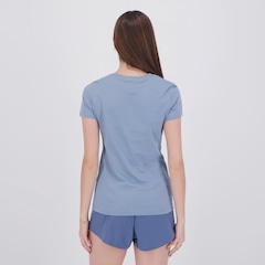 CAMISETA PUMA ESS SMALL NO. 1 LOGO FEMININO - Foto 4