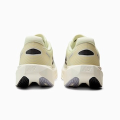 Tênis Masculino New Balance Fuelcell Rebel V5 - Foto 5