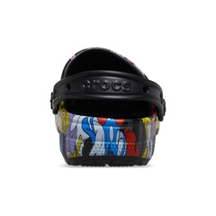 Sandália Crocs Mickey and Friends Classic Clog Multi - Unissex - Foto 7