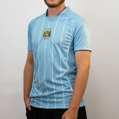 Camiseta Manchester City Retrô 2008 Símbolo Bordado RetrôMania Masculina - Foto 2