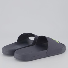 Chinelo adidas Adilette Shower - Masculino - Foto 4