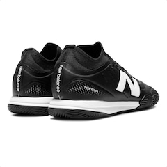 Chuteira Futsal Adulto New Balance Tekela Team Low Laced IN V5 - Foto 5