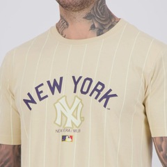Camiseta New Era MLB New York Yankees Core Listras Masculina - Foto 5