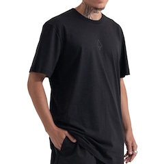 Camiseta MCD Aviamentação MCD 30 Anos Corvo SM26 - Foto 1