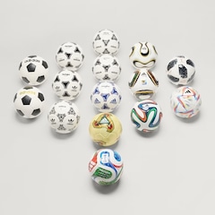 Kit Minibolas adidas Copa do Mundo FIFA Historical - Foto 4