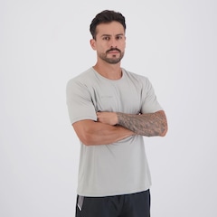 Camiseta Topper Performance Poliamida Masculina - Foto 2