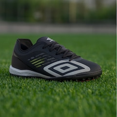 Kit Chuteira Society Umbro Velocita Premier + Meião - Adulto - Foto 7