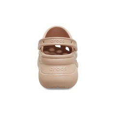 Sandália Crocs Classic Bae Clog Pink Caramel - Feminina - Foto 7
