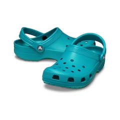 Sandália Crocs Classic Turbo Teal - Unissex - Foto 4