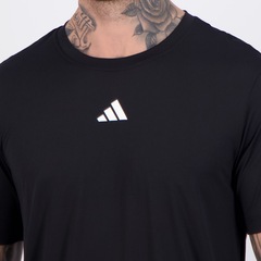Camiseta adidas Own The Run Base Basic Tee Masculina - Foto 5