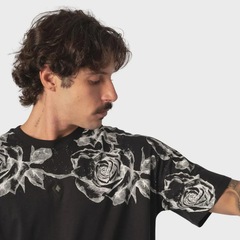 Camiseta MCD Especial MJ Rosas Masculino - Foto 4