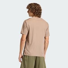 Camiseta adidas Workout Essentials Base Três Listras Masculina - Foto 3