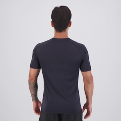 Camiseta Umbro Adamant Masculina - Foto 4