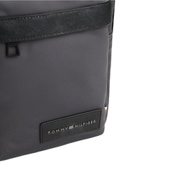 Bolsa Transversal Tommy Hilfiger Repreve Slingpack - Foto 3