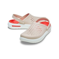 Sandália Crocs Inmotion Clog Quartz - Unissex - Foto 4