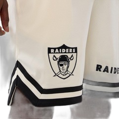 Bermuda New Era Lifestyle Oakland Raiders NFL Masculina - Foto 4