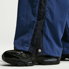 Calça Nike Sportswear Parachute Feminina - Foto 7