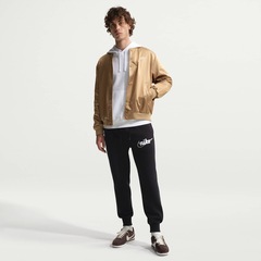 Jaqueta Nike Club Varsity Masculina - Foto 4