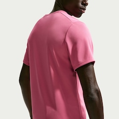 Camiseta Nike Dri-FIT UV Miler - Masculina - Foto 2