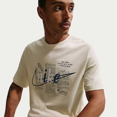 Camiseta Nike Sportswear Celebrate Masculina - Foto 3