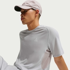 Camiseta Dri-FIT Nike ACG Solar Masculina - Foto 3