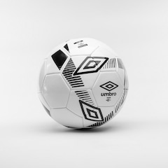 Bola de Futebol de Campo Umbro Squadra - Foto 2