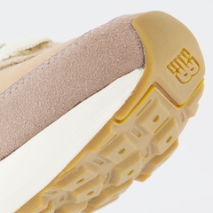 Tênis Feminino New Balance 370 V1 - Foto 8