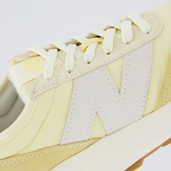 Tênis Feminino New Balance 370 V1 - Foto 7