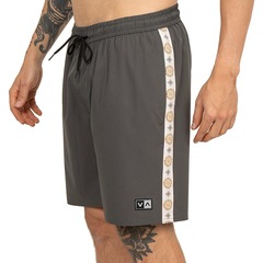 Bermuda RVCA One Stripe Masculina - Foto 4