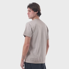 Camiseta Champion MC Stone Script Masculina - Foto 2