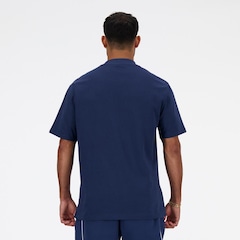 Camiseta New Balance Graphic Hoops Masculina - Foto 3