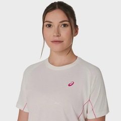 Camiseta ASICS Game All Over Feminino - Foto 4