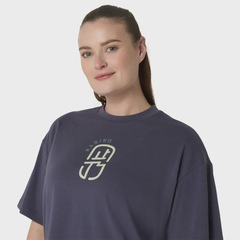 Camiseta ASICS Nagino Relaxed Graphic Feminino - Foto 4