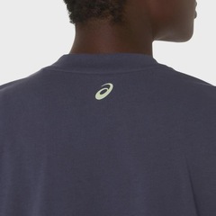 Camiseta ASICS Nagino Relaxed Graphic Feminino - Foto 6