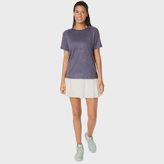 Camiseta ASICS Game All Over Feminino - Foto 6