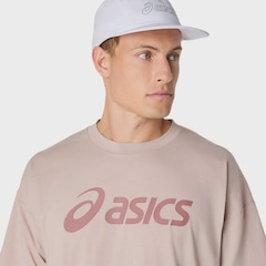 Camiseta ASICS Graphic Relax Fit Masculino - Foto 3