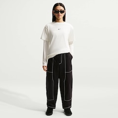 Camiseta Nike Sportswear Classic Feminina - Foto 4