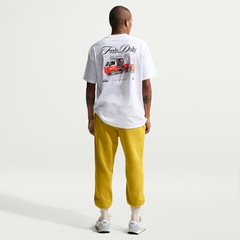 Camiseta Nike Sportswear Swoosh Masculina - Foto 5