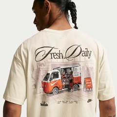 Camiseta Nike Sportswear Swoosh Masculina - Foto 2