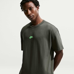 Camiseta Nike Sportswear Premium Essentials Masculina - Foto 5
