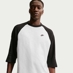 Camiseta Nike Club Raglan Masculina - Foto 1