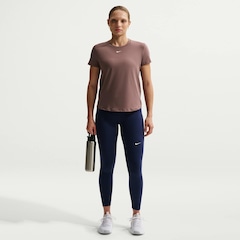Camiseta Nike Dri-FIT One Feminina - Foto 4